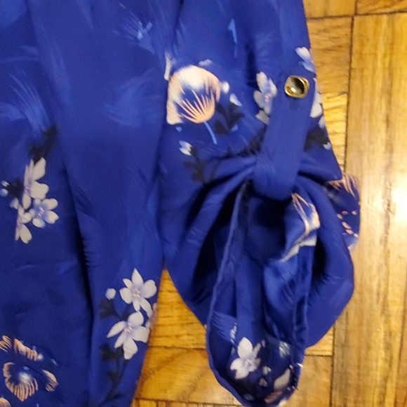 Yumi Kim 100% Silk Royal Blue Flowered Top - XS - Picture 3 of 6